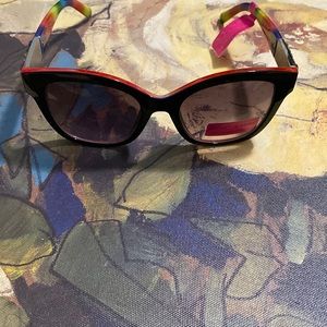 Betsey Johnson Sunglasses 🎄1 Hour Sale🎄